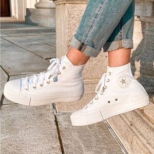Converse Chuck Taylor All Star Lift Platform Elevated in White Gold